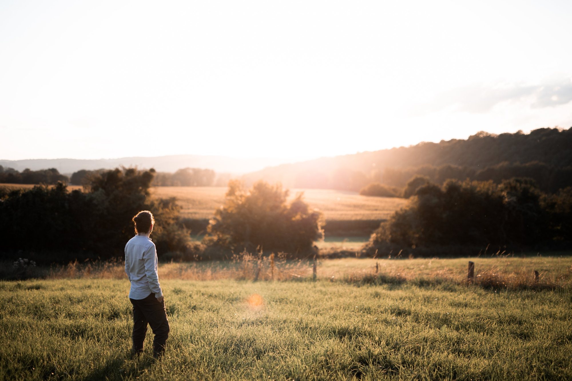Benjamin Gaspard sur place, face au paysage